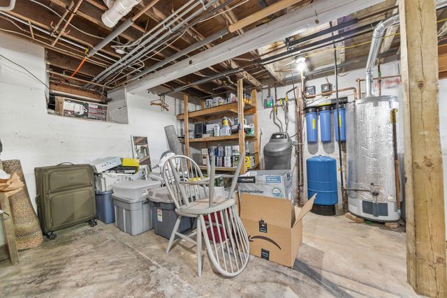 9909 Winn Road, Spring Grove, IL 60081