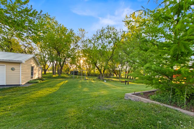 9909 Winn Road, Spring Grove, IL 60081