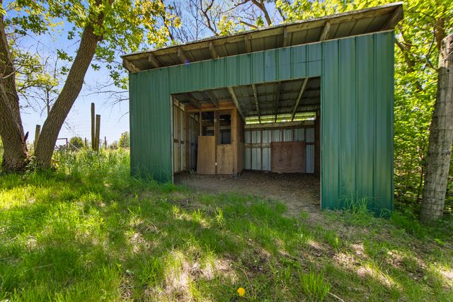 9909 Winn Road, Spring Grove, IL 60081