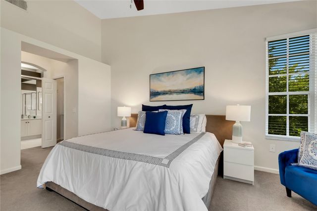 421 ENCLAVE PLACE, Lakeland, FL 33803