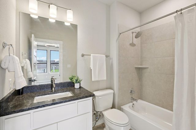 216 Spence LN, Liberty Hill, TX 78642