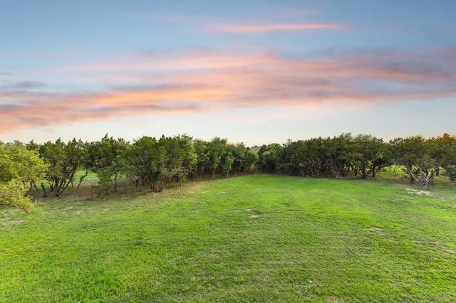 216 Spence LN, Liberty Hill, TX 78642