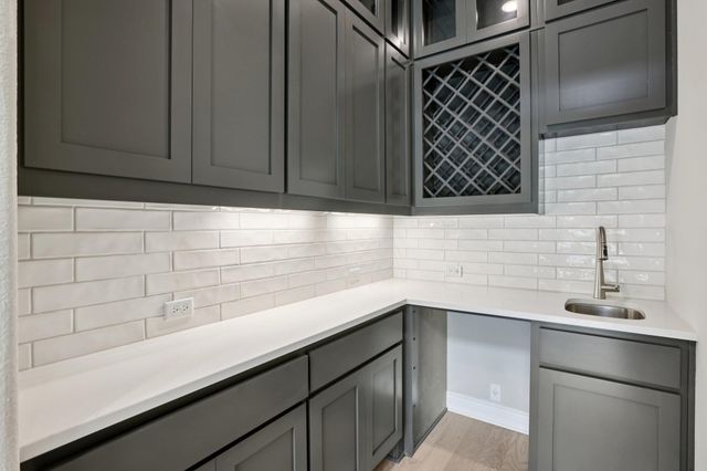 216 Spence LN, Liberty Hill, TX 78642