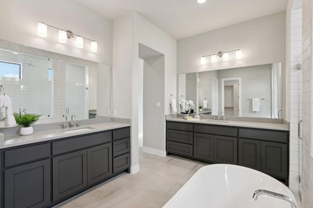 216 Spence LN, Liberty Hill, TX 78642