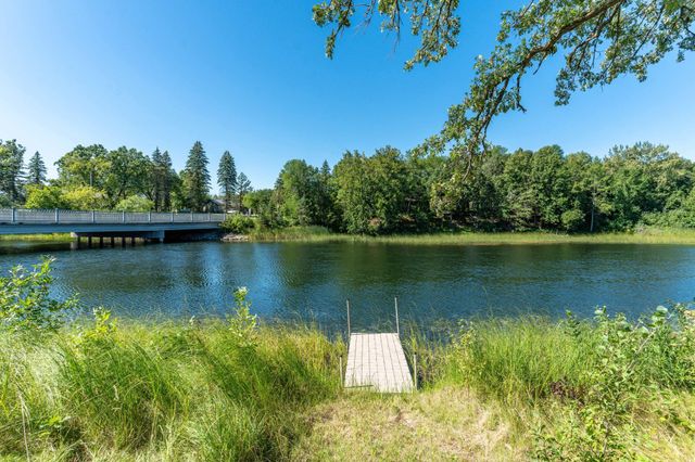 24519 E Rivers Bend Road, Fergus Falls, MN 56537
