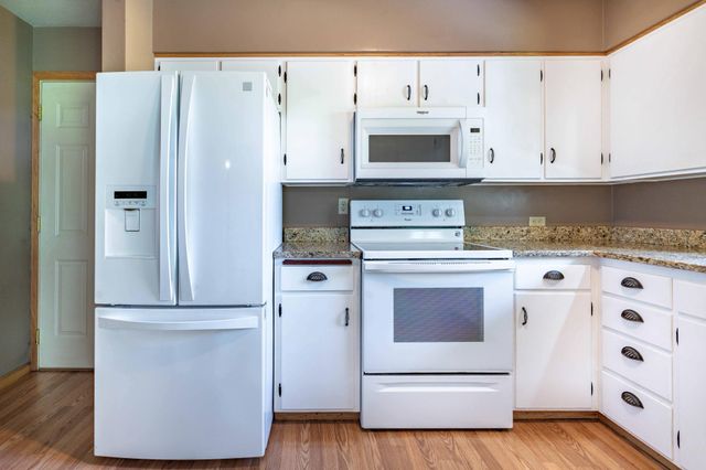 24519 E Rivers Bend Road, Fergus Falls, MN 56537