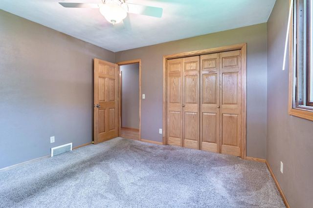 24519 E Rivers Bend Road, Fergus Falls, MN 56537