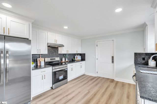 311 Costner Road, Boiling Springs, SC 29316