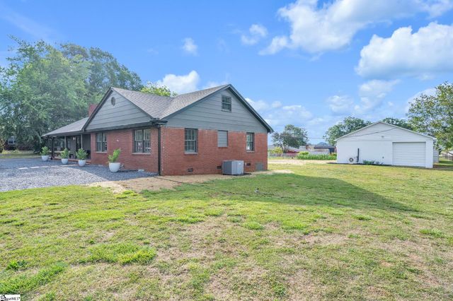 311 Costner Road, Boiling Springs, SC 29316