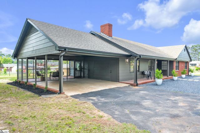 311 Costner Road, Boiling Springs, SC 29316
