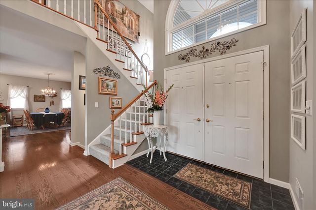 725 BROOKSIDE LN, Lebanon, PA 17042