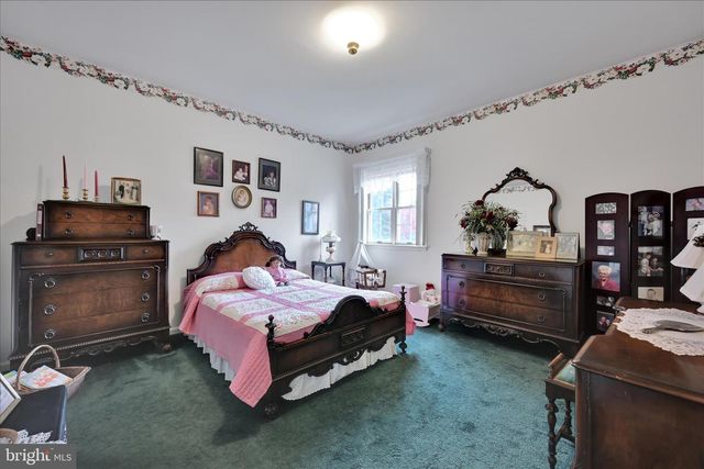 725 BROOKSIDE LN, Lebanon, PA 17042