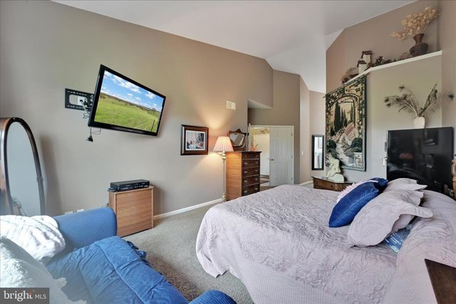 725 BROOKSIDE LN, Lebanon, PA 17042