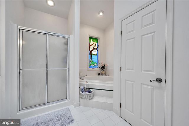 725 BROOKSIDE LN, Lebanon, PA 17042