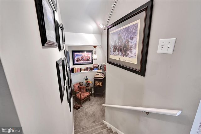 725 BROOKSIDE LN, Lebanon, PA 17042