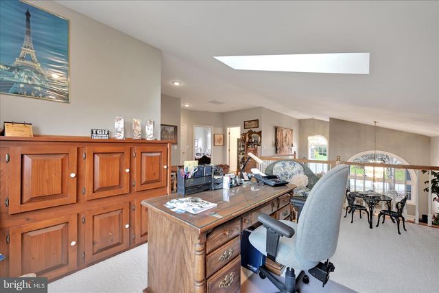 725 BROOKSIDE LN, Lebanon, PA 17042