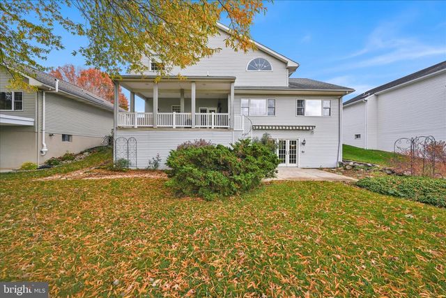 725 BROOKSIDE LN, Lebanon, PA 17042