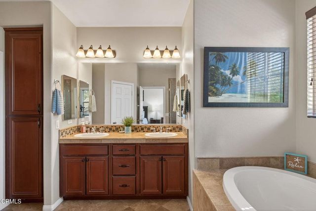 615 617 Boston Avenue, Ventura, CA 93004