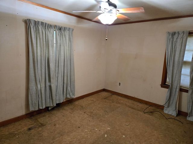 1568 ROLLING HILLS DR, Memphis, TN 38127