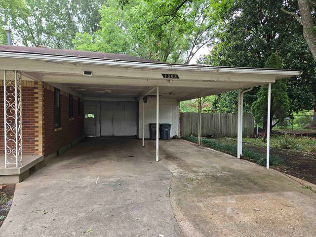 1568 ROLLING HILLS DR, Memphis, TN 38127