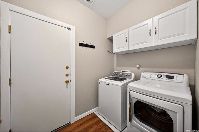 7811 MCGOWEN FLD, San Antonio, TX 78227
