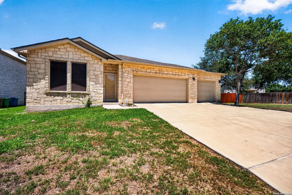 7811 MCGOWEN FLD, San Antonio, TX 78227
