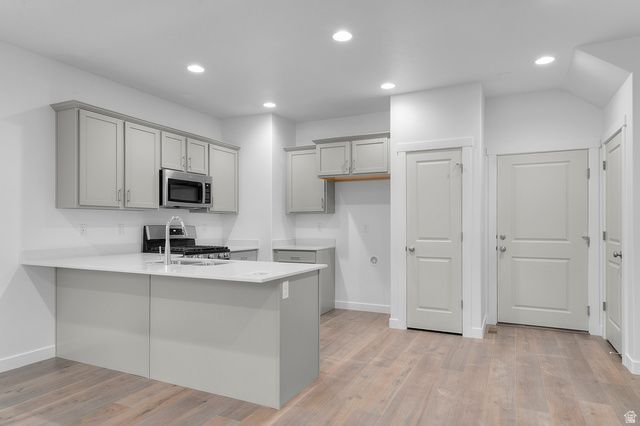 6684 N MONUMENT PEAK, Eagle Mountain, UT 84005