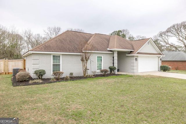 301 Bowen Drive, Warner Robins, GA 31088