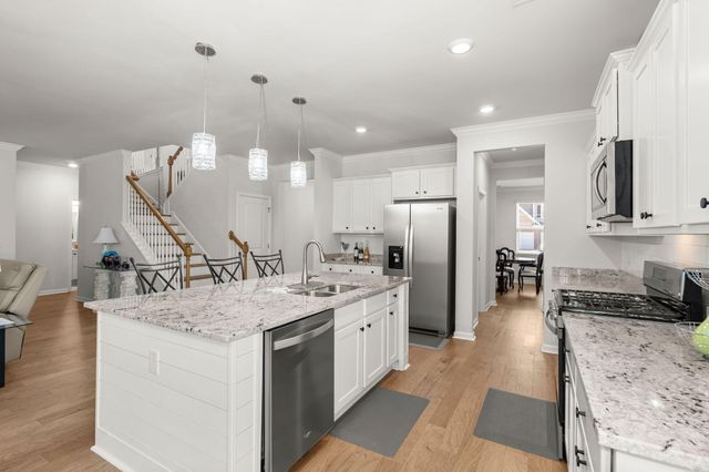 197 Cherry Grove Drive, Summerville, SC 29483