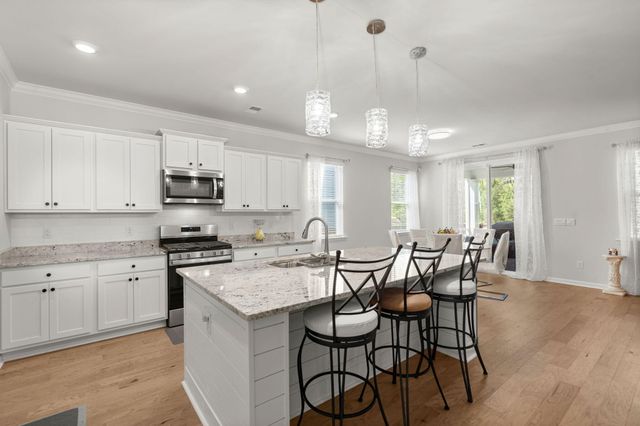 197 Cherry Grove Drive, Summerville, SC 29483
