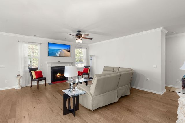 197 Cherry Grove Drive, Summerville, SC 29483