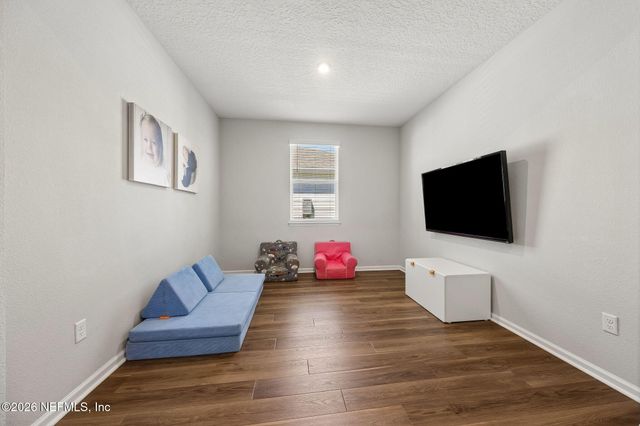 555 BLUE DAZE ST Street, Yulee, FL 32097