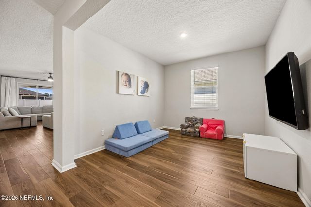 555 BLUE DAZE ST Street, Yulee, FL 32097