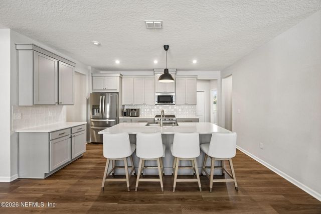 555 BLUE DAZE ST Street, Yulee, FL 32097