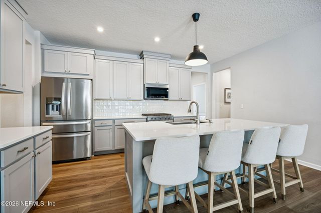 555 BLUE DAZE ST Street, Yulee, FL 32097