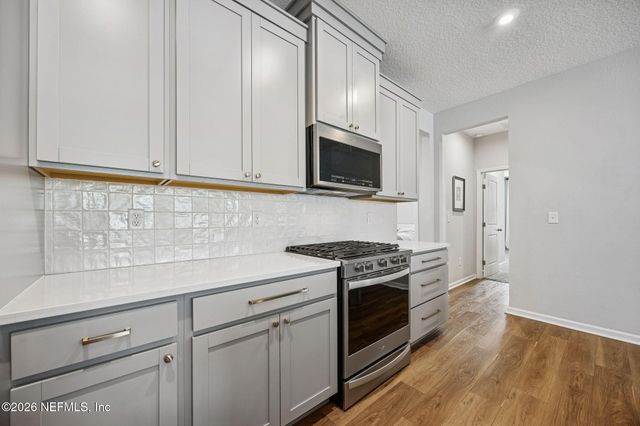 555 BLUE DAZE ST Street, Yulee, FL 32097