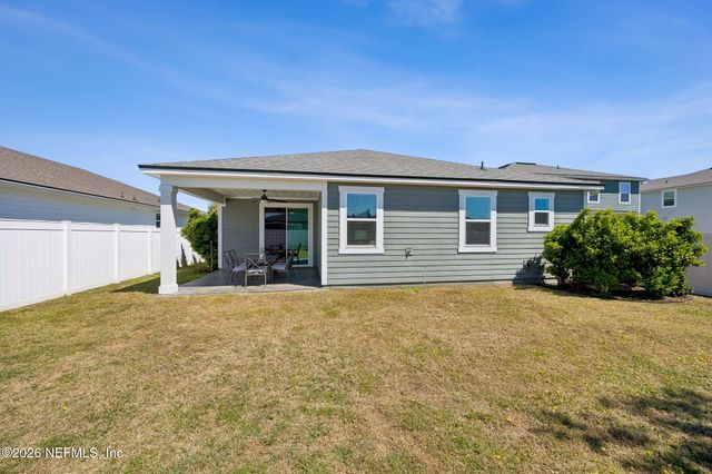 555 BLUE DAZE ST Street, Yulee, FL 32097