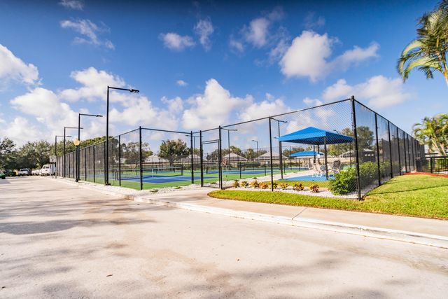 2981 SW Waterfall Trace, Palm City, FL 34990