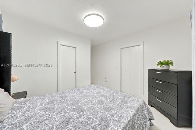 1055 NE 144th St, North Miami, FL 33161