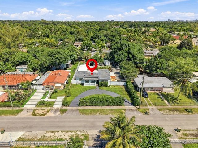 1055 NE 144th St, North Miami, FL 33161