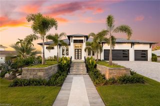 111 Montrose DR, Fort Myers, FL 33919