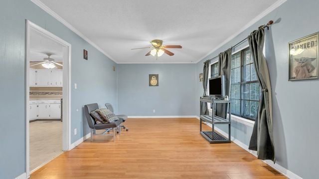 8 E Sharon Circle, Ringgold, GA 30736