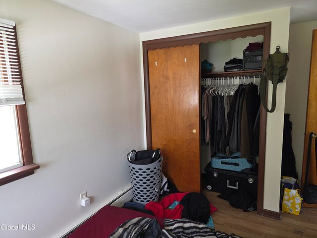 40 Frost Place, Albany, NY 12205