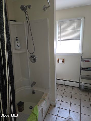 40 Frost Place, Albany, NY 12205