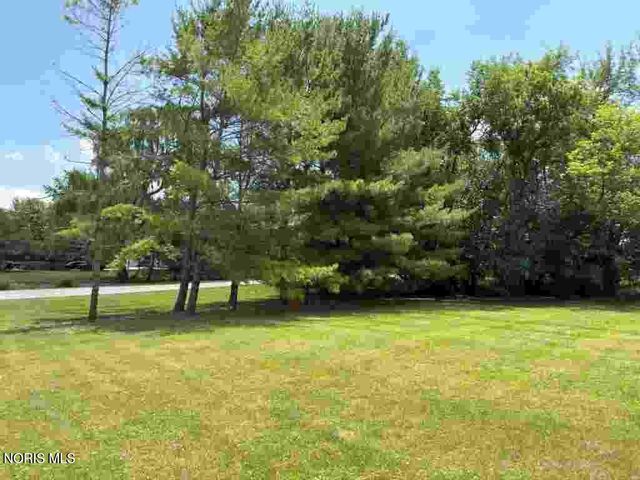 1460 Scott Road, Swanton, OH 43558