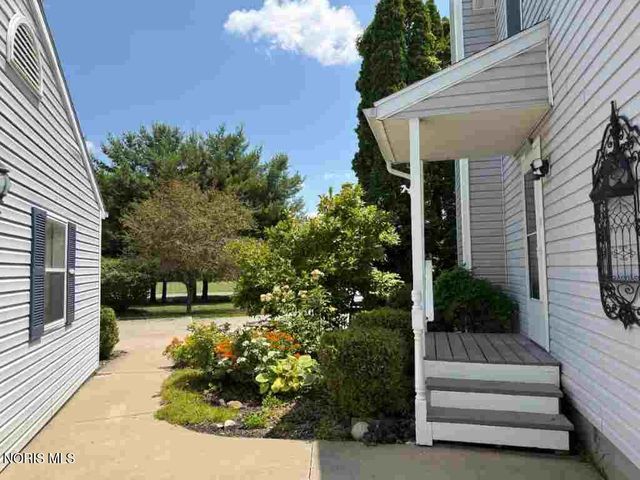 1460 Scott Road, Swanton, OH 43558