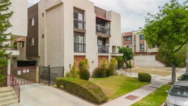 425 W Lomita Avenue, Glendale, CA 91204