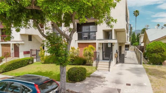 425 W Lomita Avenue, Glendale, CA 91204