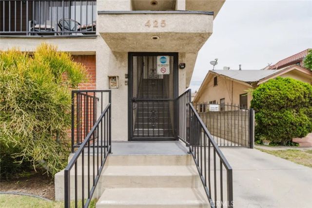 425 W Lomita Avenue, Glendale, CA 91204