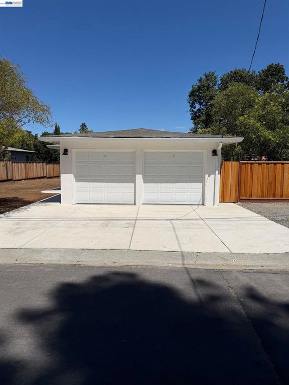 74 78 Palana Ct, Walnut Creek, CA 94595